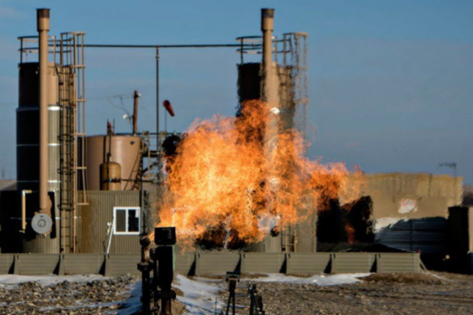 Ejecutivos petroleros prevén mayor volatilidad en mercado