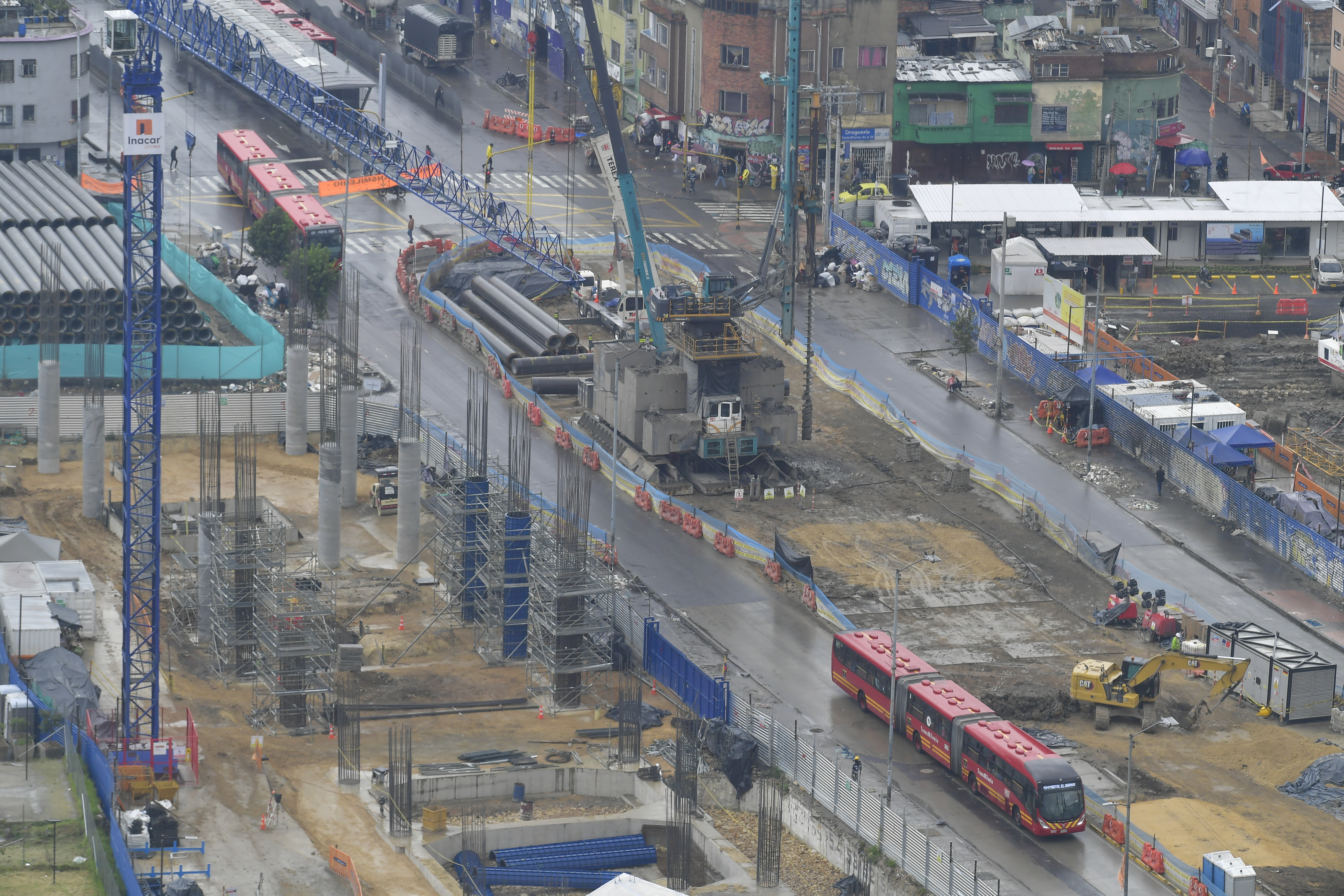 Obras del Metro de Bogotá, a la altura de la Av. Caracas entre calles 26 y 28.