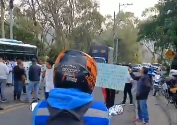 Bloqueo de Vía al Mar: comunidad de El Saladito protesta por cambio de corregidor