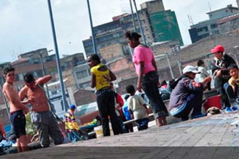 Gobierno y Distrito trabajarán conjuntamente para atender a población desplazada