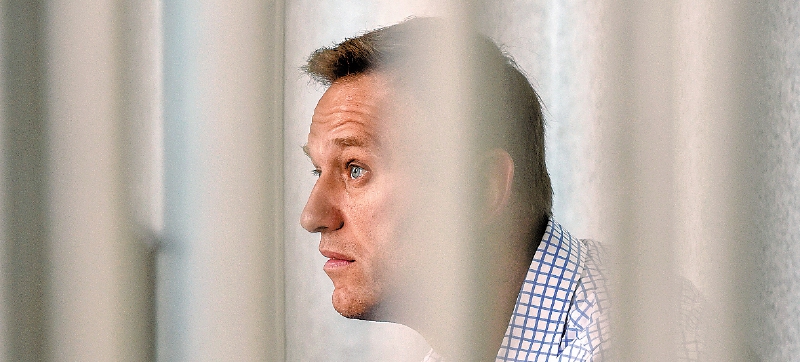 El líder opositor ruso, Alexei Navalny, fue condenado por un tribunal en Moscú por supuesto fraude.