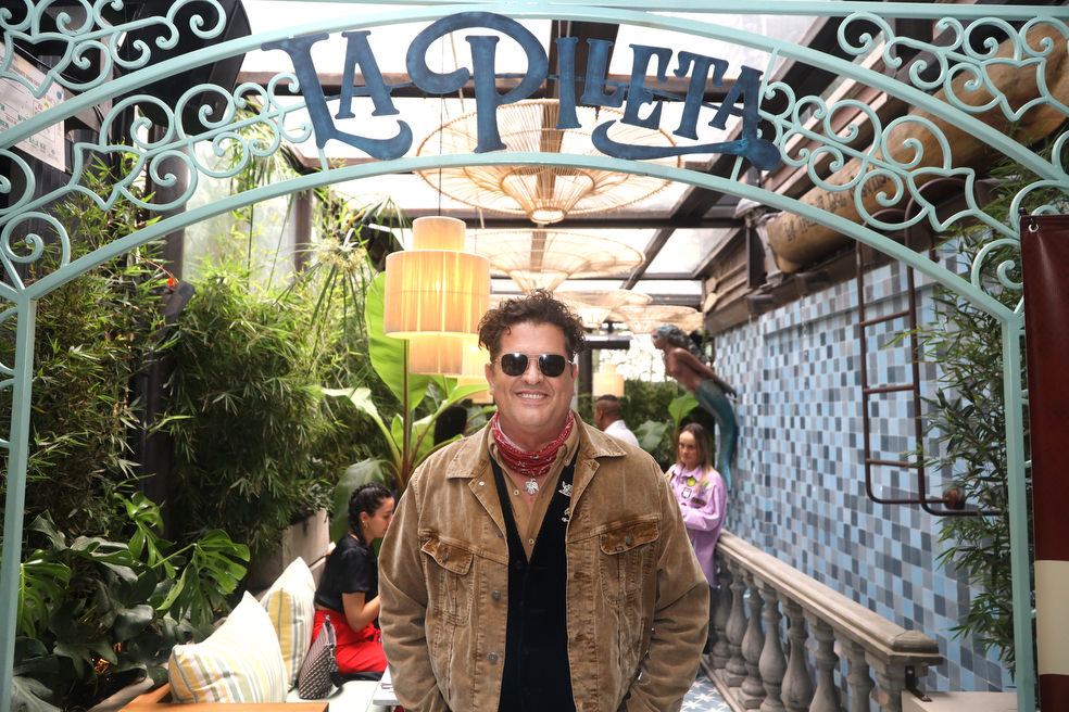Carlos Vives y Claudia Elena inauguran ‘La Pileta’ en ‘Cumbia House’