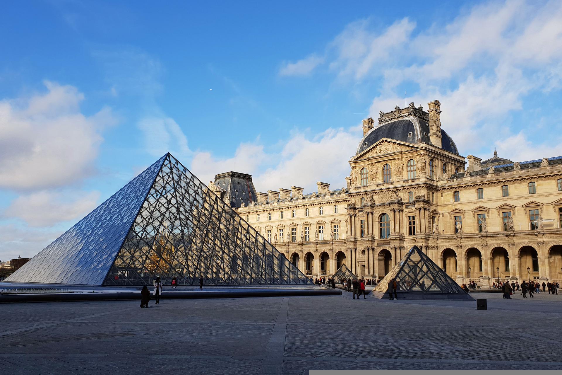 Cinco destinos con los museos más icónicos del mundo