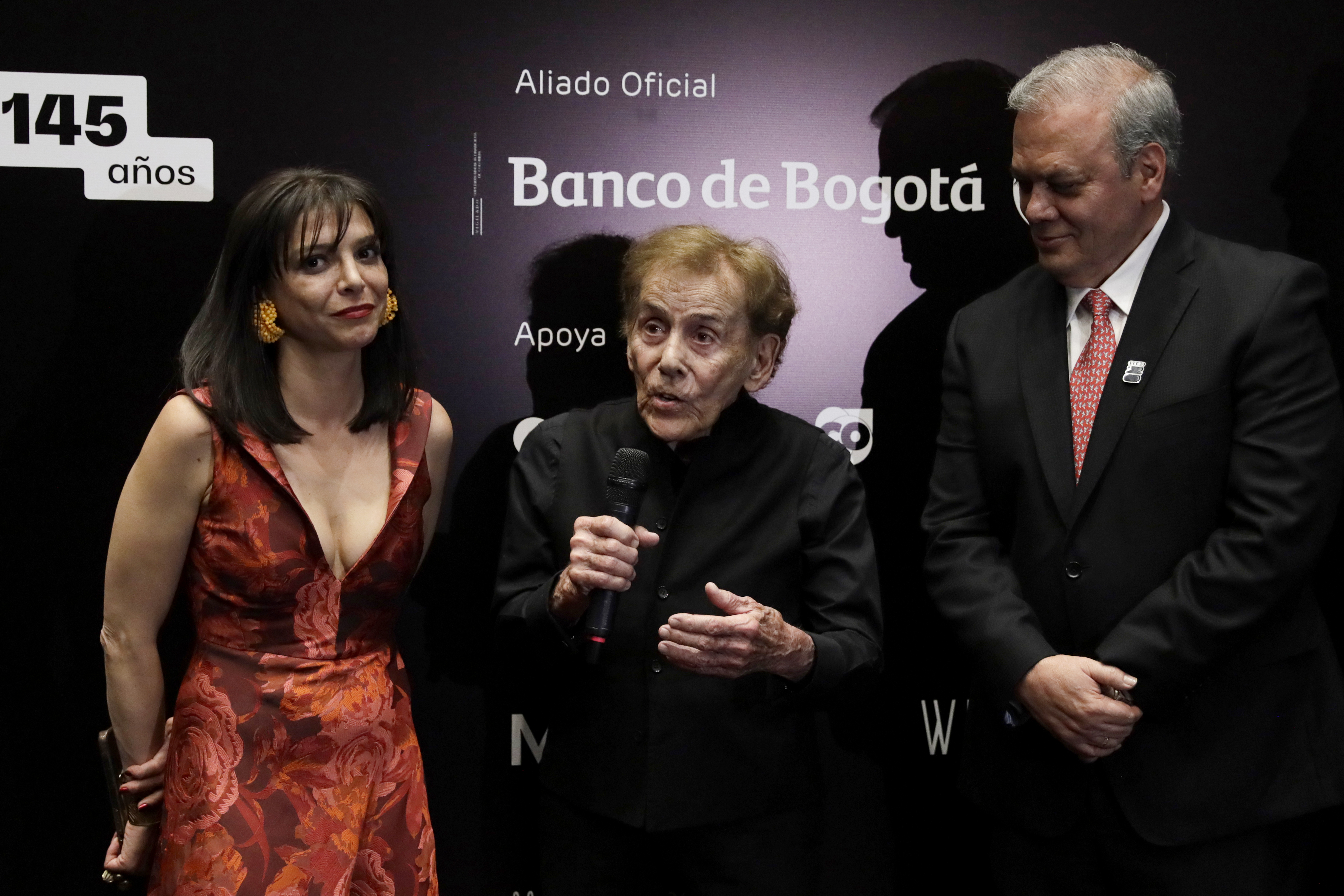 La Feria de Arte de Bogotá comienza con homenaje a David Manzur