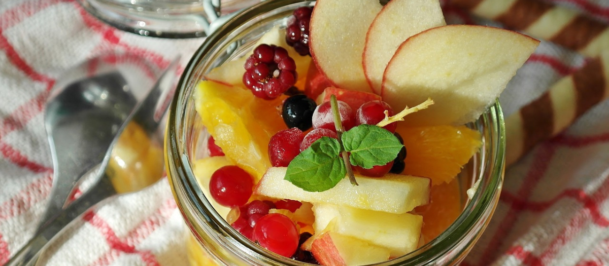 Ensalada de frutas con yogur: una receta saludable y sencilla