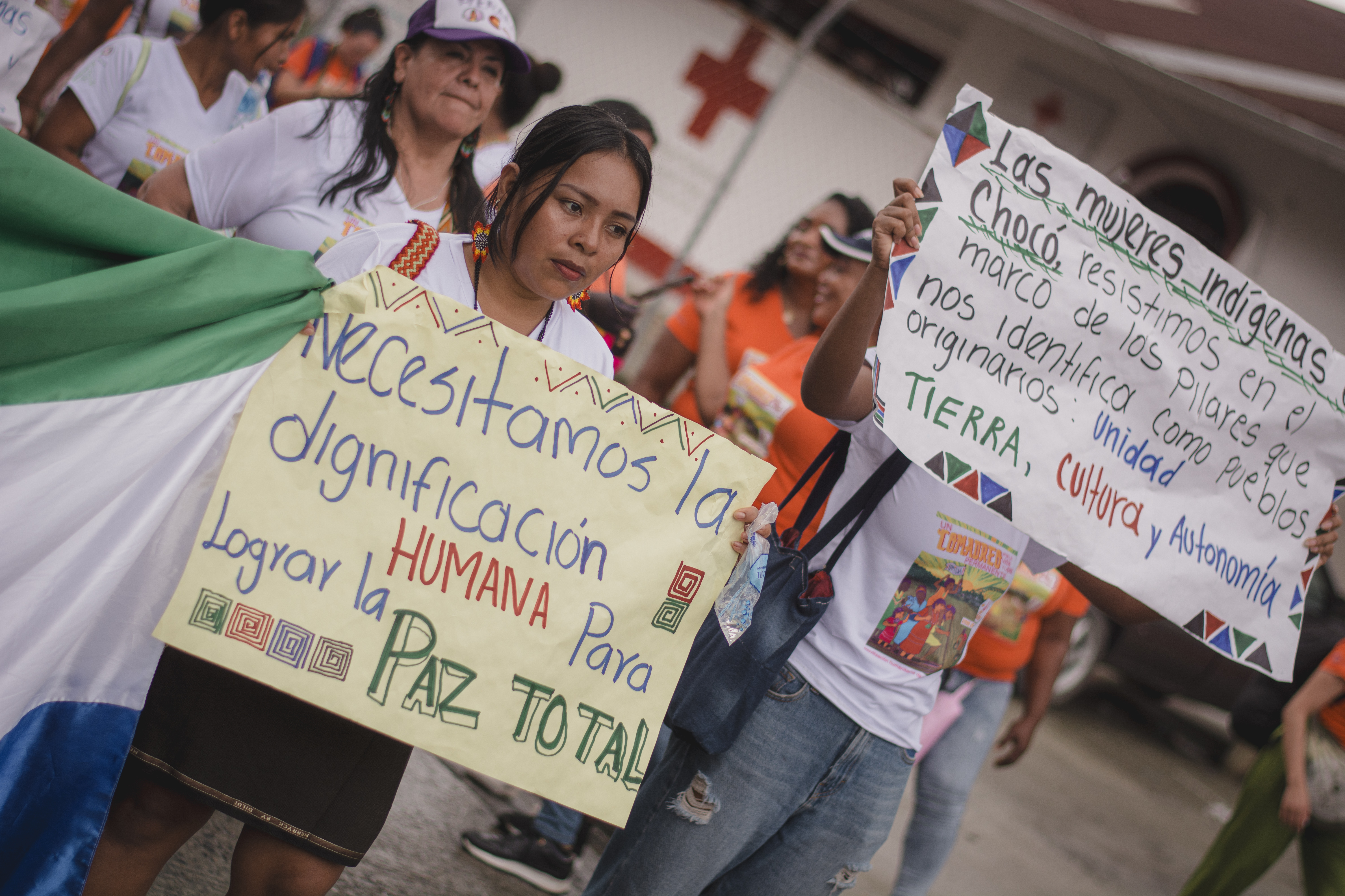 Entre abrazos y tambores, las mujeres en Chocó trazaron una ruta hacia la paz