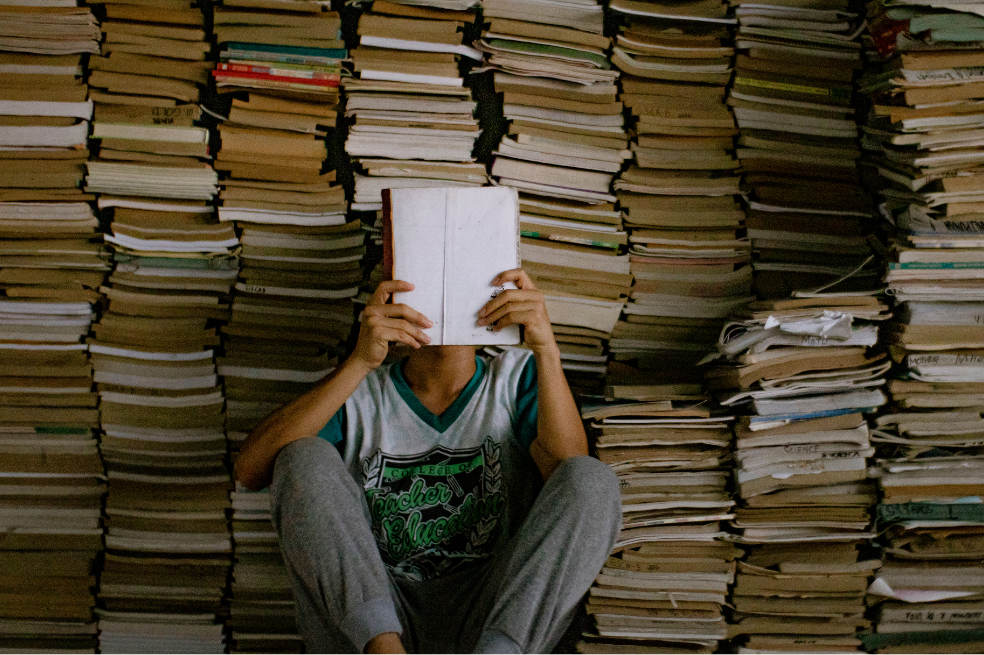 ¿Te cuesta deshacerte de cosas? Puede ser porque estás siendo un acumulador compulsivo, por eso te explicamos de que se trata este TOC y cómo puedes gestionarlo con ayuda de 5 consejos dados por HelpGuide.org.