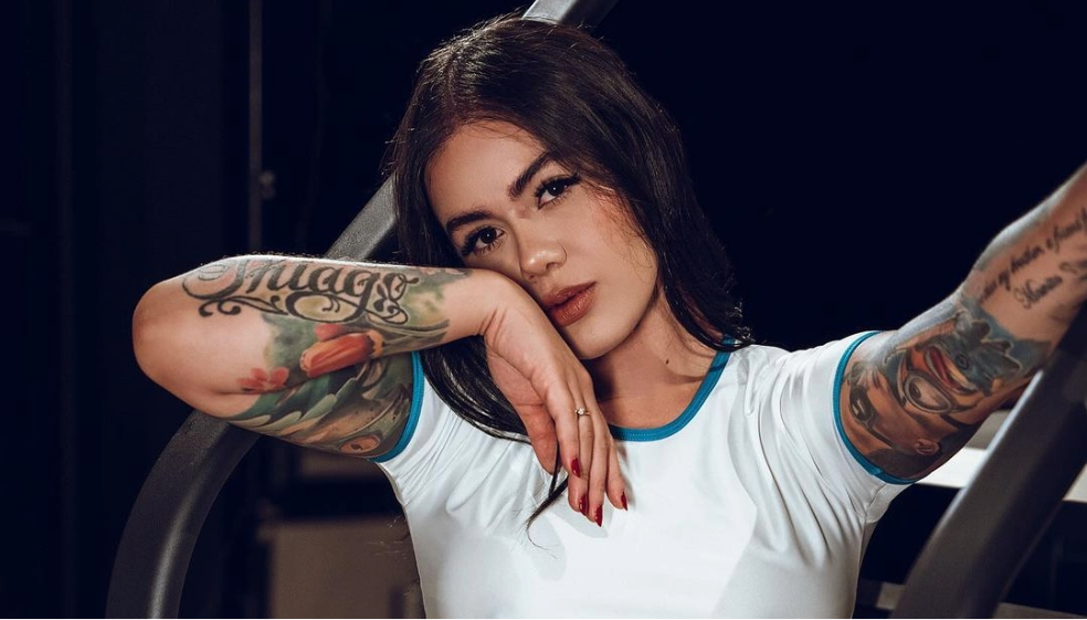 Cintia Cossio hizo dura confesión: “Una tía trató de vender mi virginidad”