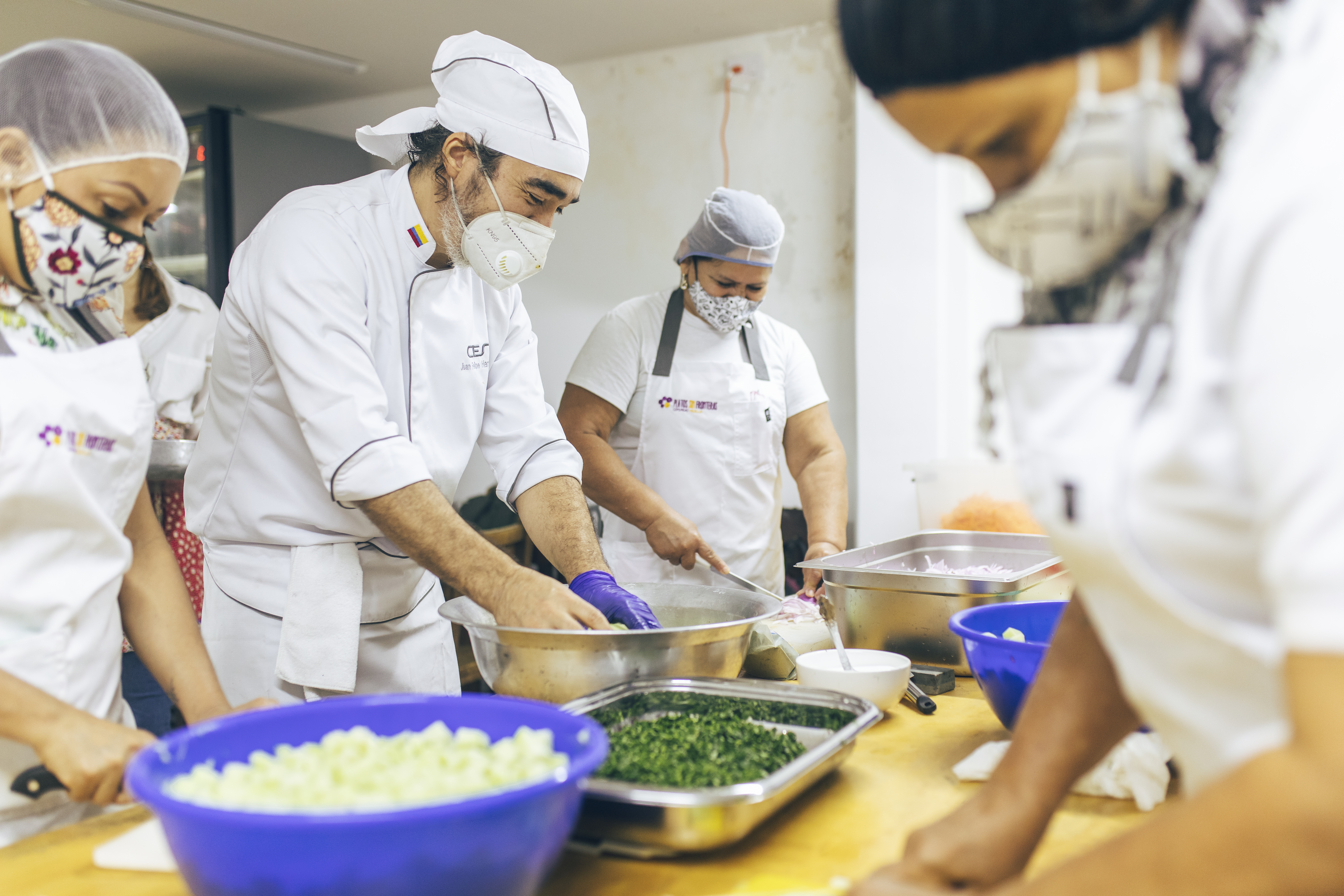 En fotos: Platos sin fronteras en Medellín, empiezan los viernes de la Solidaridad Alimentaria