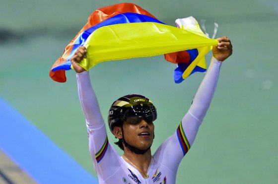 Edwin Ávila, pedalista colombiano que defenderá el título en el Mundial de Pista. Foto: AFP