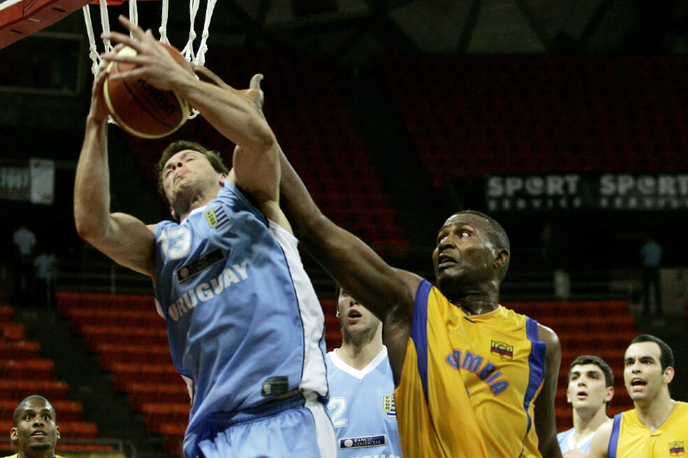 Falleció un grande del baloncesto colombiano, Álvaro Teherán