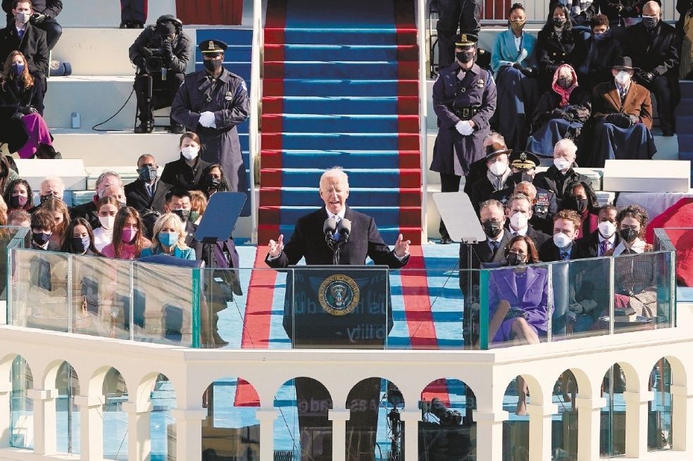 Joe Biden prometió esquivar el iceberg, ¿pero cómo?