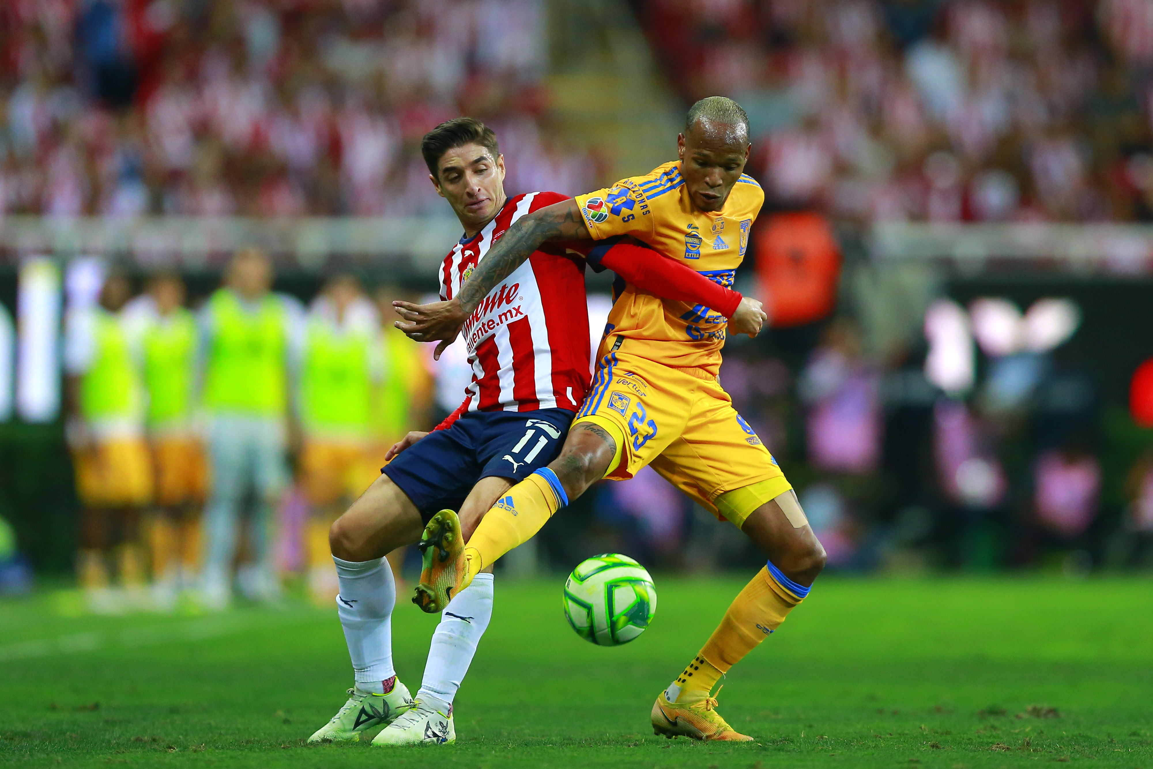 Luis Quiñones, campeón en el fútbol mexicano con Tigres