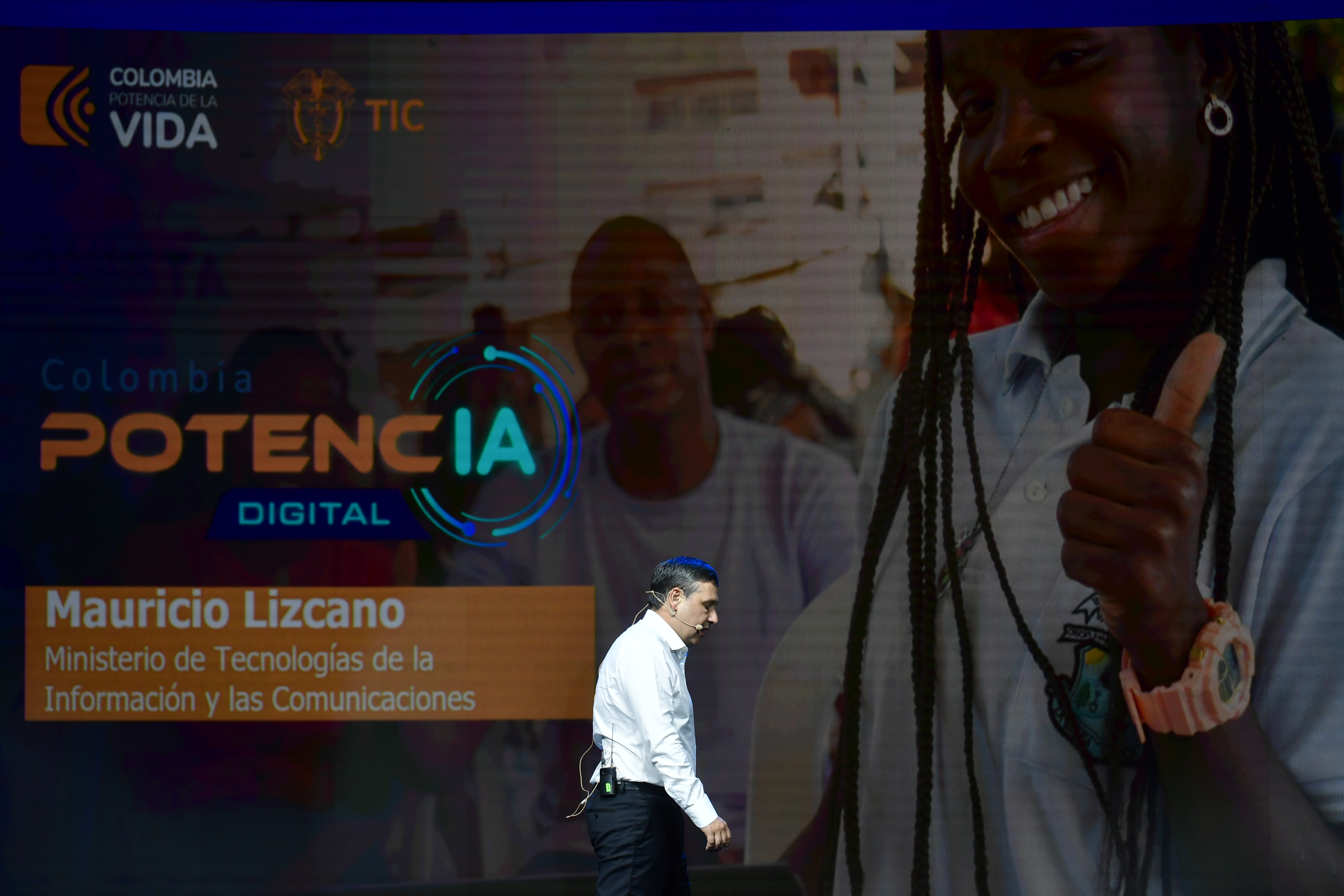 “Queremos que Colombia se convierta en un productor de datos”: ministro TIC