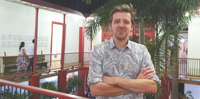 El hombre que recorrió el mundo para transformar la educación