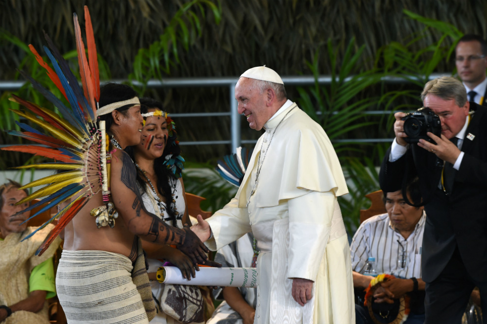 Pueblos amazónicos nunca han estado tan amenazados como ahora: Papa Francisco