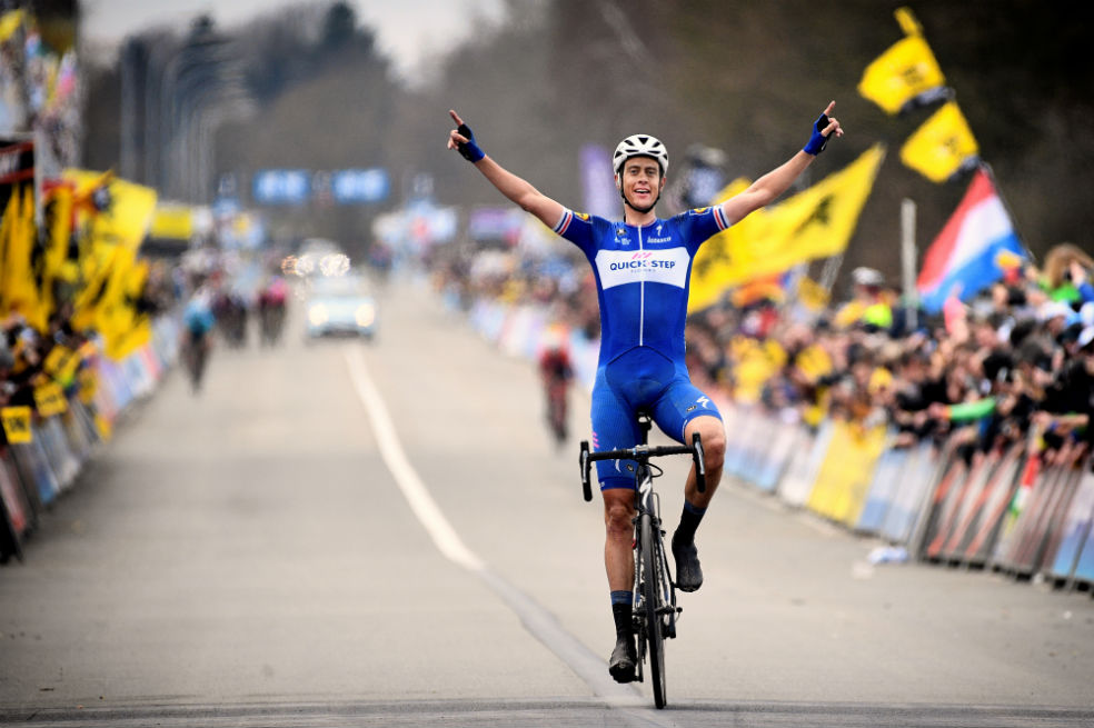Niki Terpstra logró en Flandes la primera victoria holandesa en 32 años