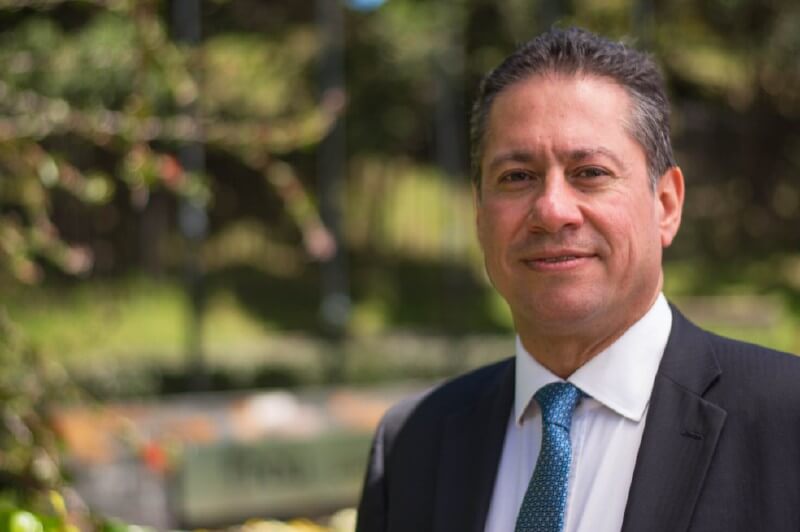 Leonardo Gil le apuesta al crecimiento tecnológico en la Universidad. / Cortesía