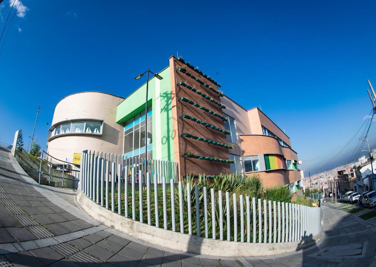 Inauguran en Rafael Uribe Uribe megajardín para atención de más de 400 niños en Bogotá