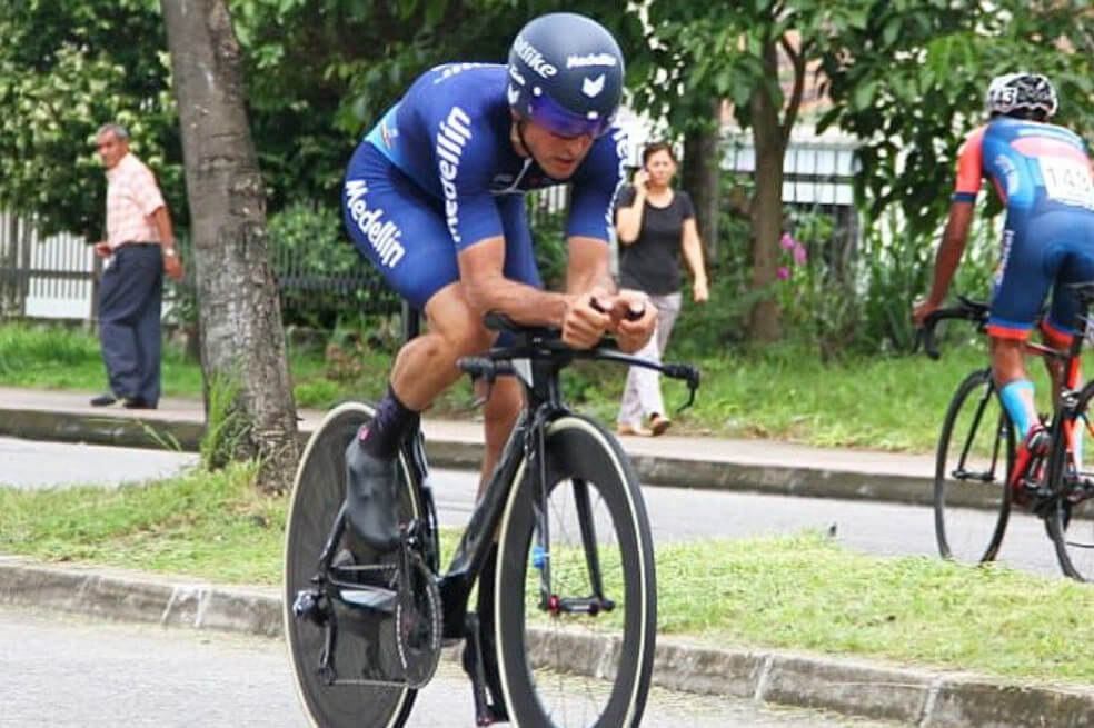 Óscar Sevilla, primer líder de la Vuelta a Colombia 2019