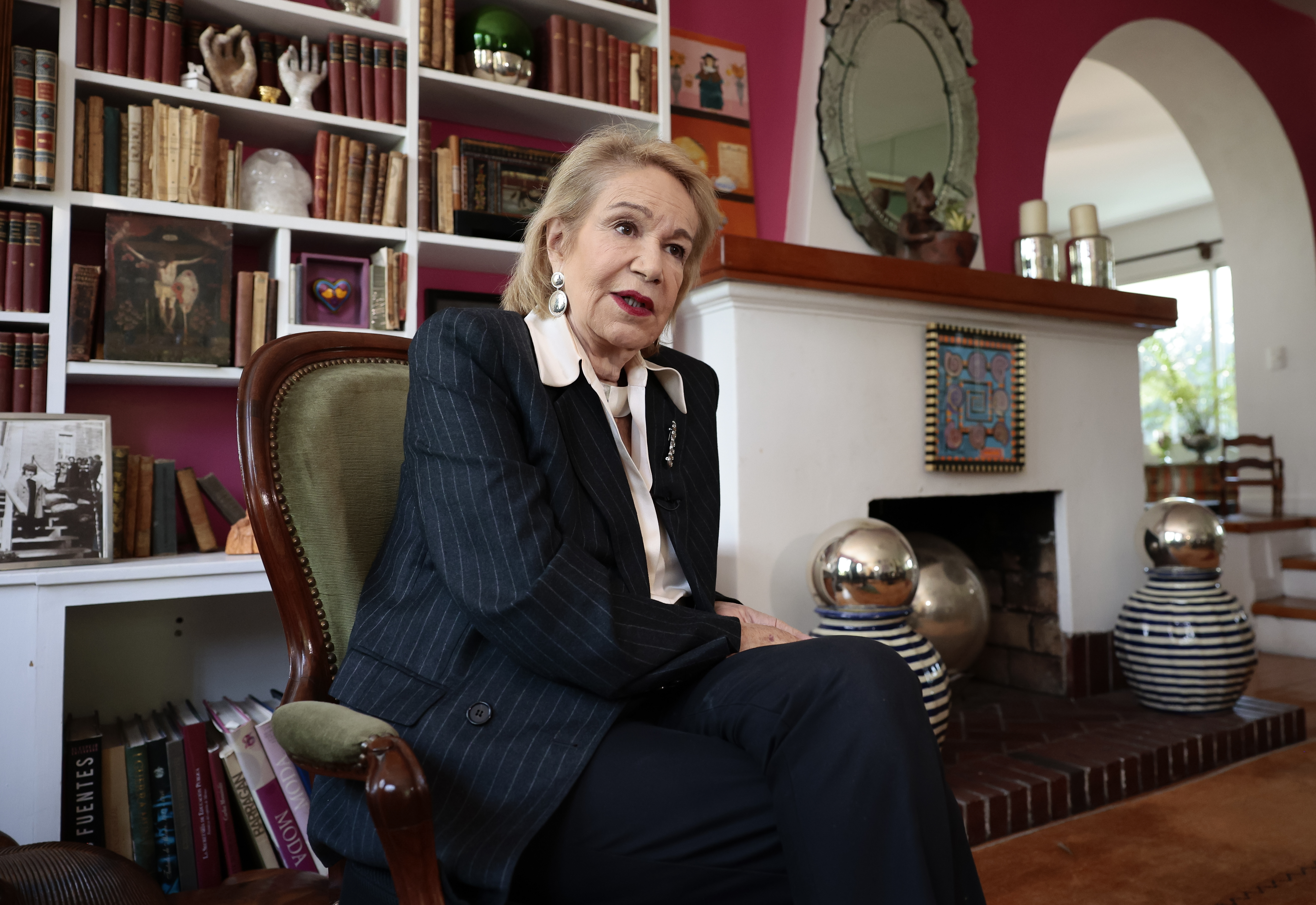 Guadalupe Loaeza: “La humanidad vive distraída con sus juguetes”