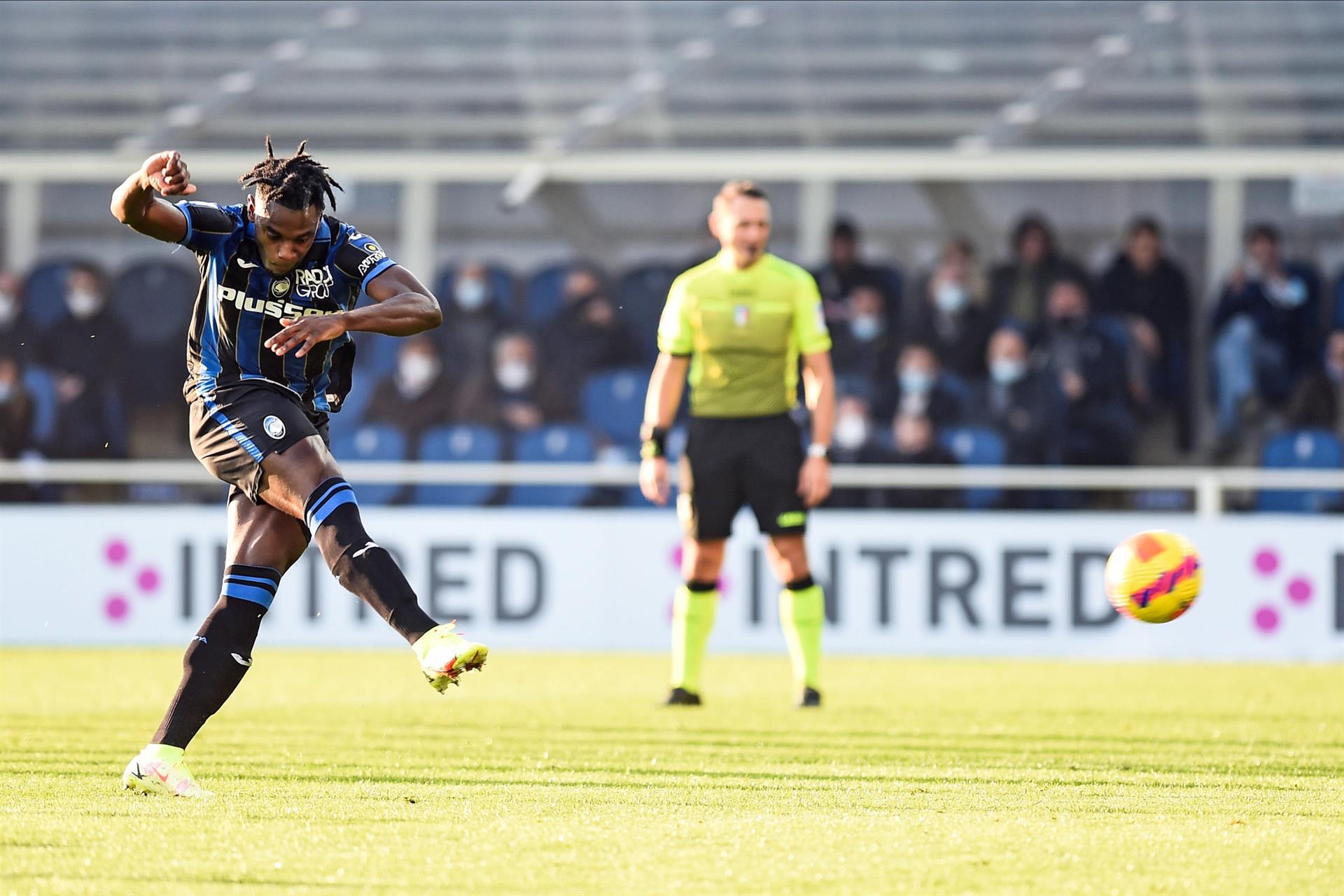 Duván Zapata y Luis Muriel, goles y asistencias en triunfo de Atalanta