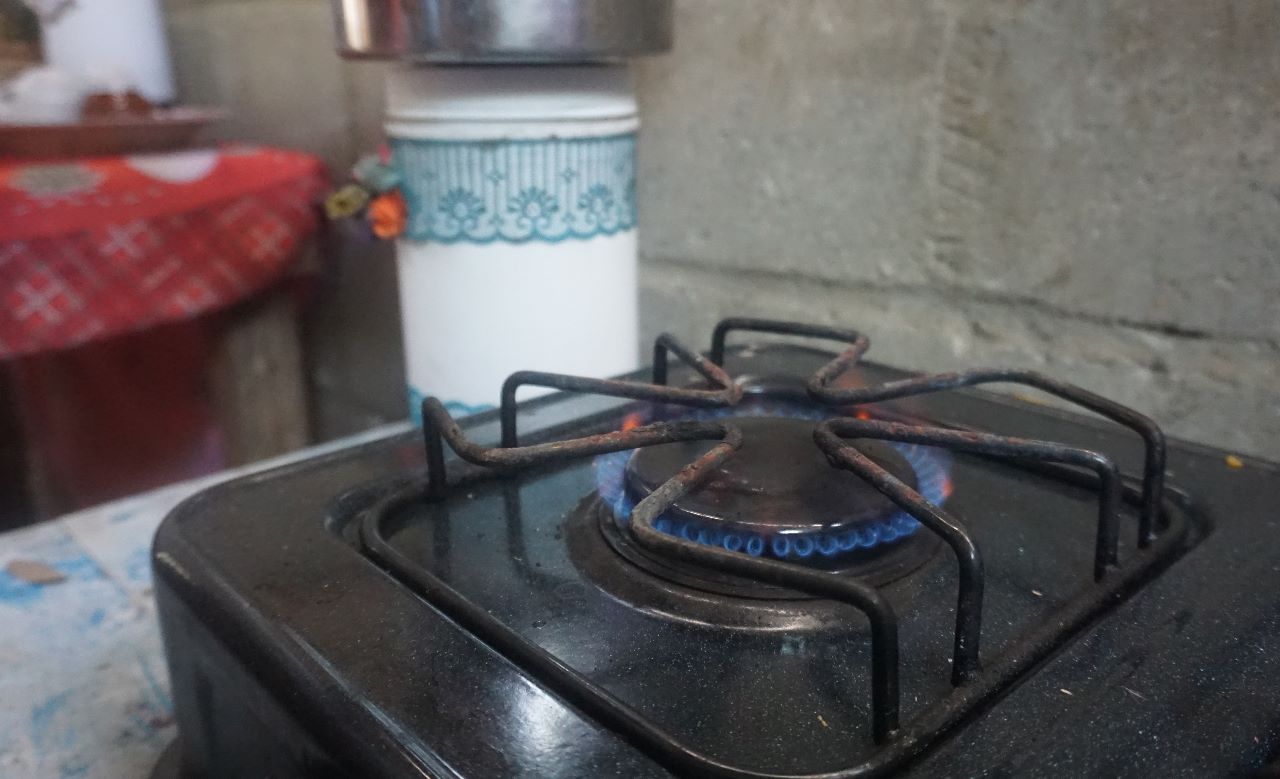 A nivel nacional, al cierre del tercer trimestre de 2022, el país contaba con un total de 10.960.363 usuarios conectados al servicio de gas combustible por red, de los cuales 10.752.513 pertenecen al sector residencial (2.516.744 de Estrato 1 y 3.893.879 al Estrato 2).