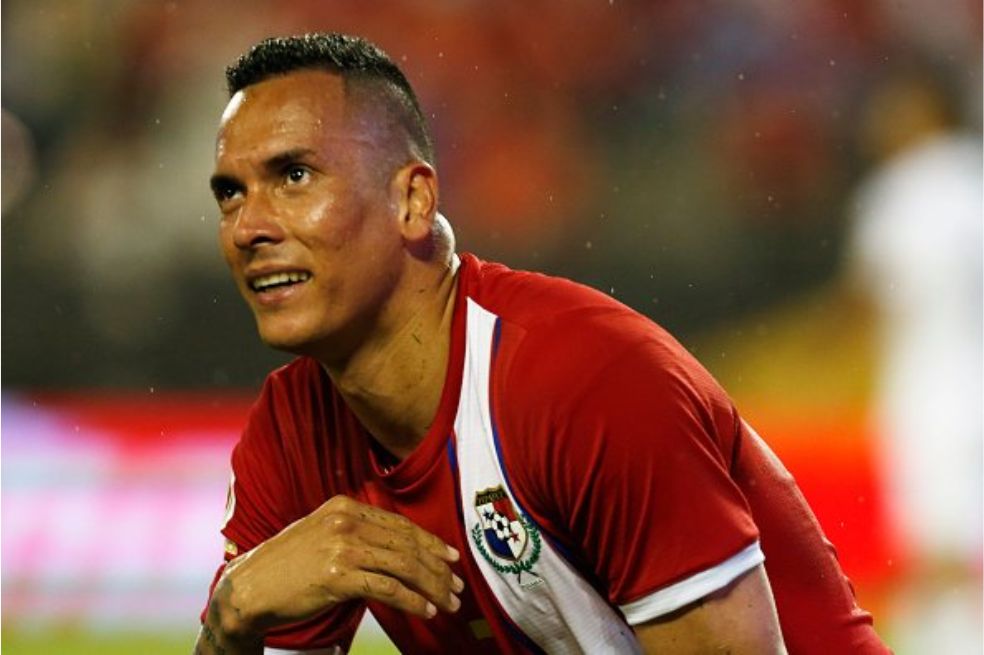 Blas Pérez cree que Panamá puede dar la sorpresa ante Colombia