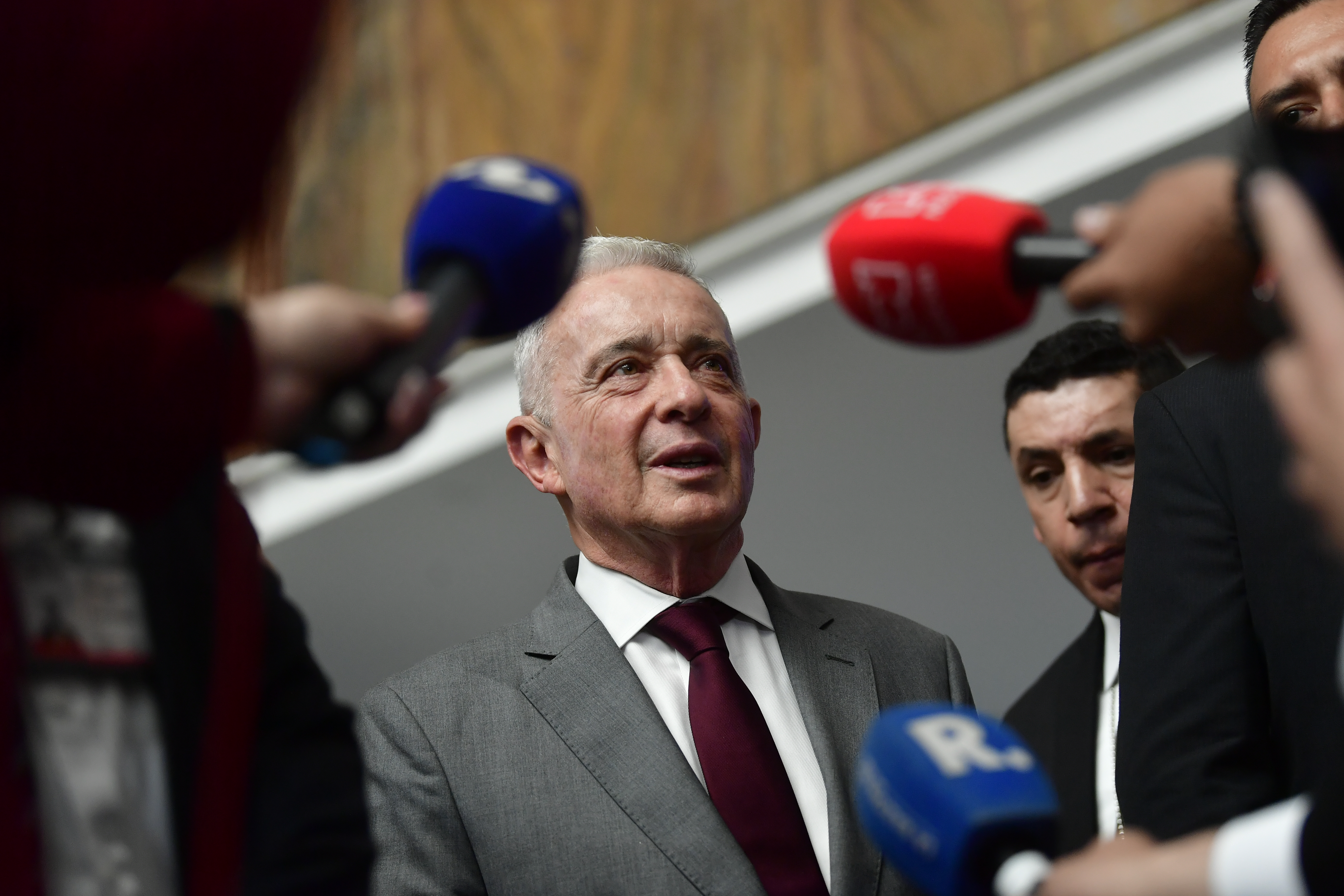 Expresidente de Colombia, a su salida del juicio oral que se adelanta en los Juzgados de Paloquemao