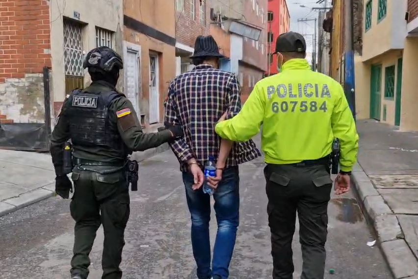 Toma en San Bernardo: cayó ‘Gafas’, usaba pagadiario como bar y expendio de drogas