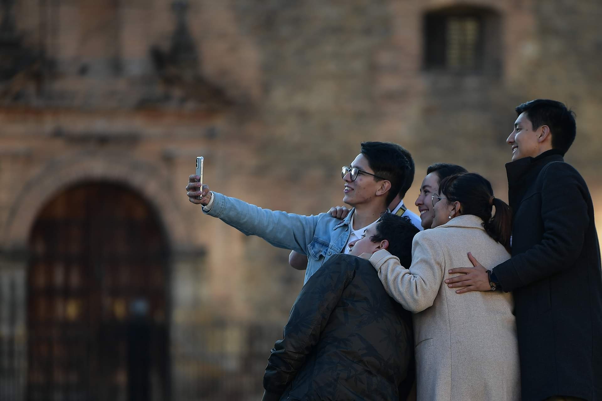 En el sitio están permitidas las fotografías y los videos sin restricción alguna.