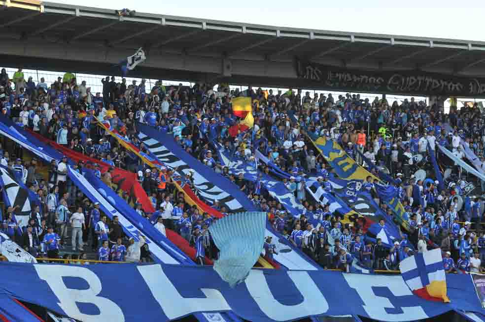 Los lamentables cánticos de hinchas de Millonarios en el clásico bogotano