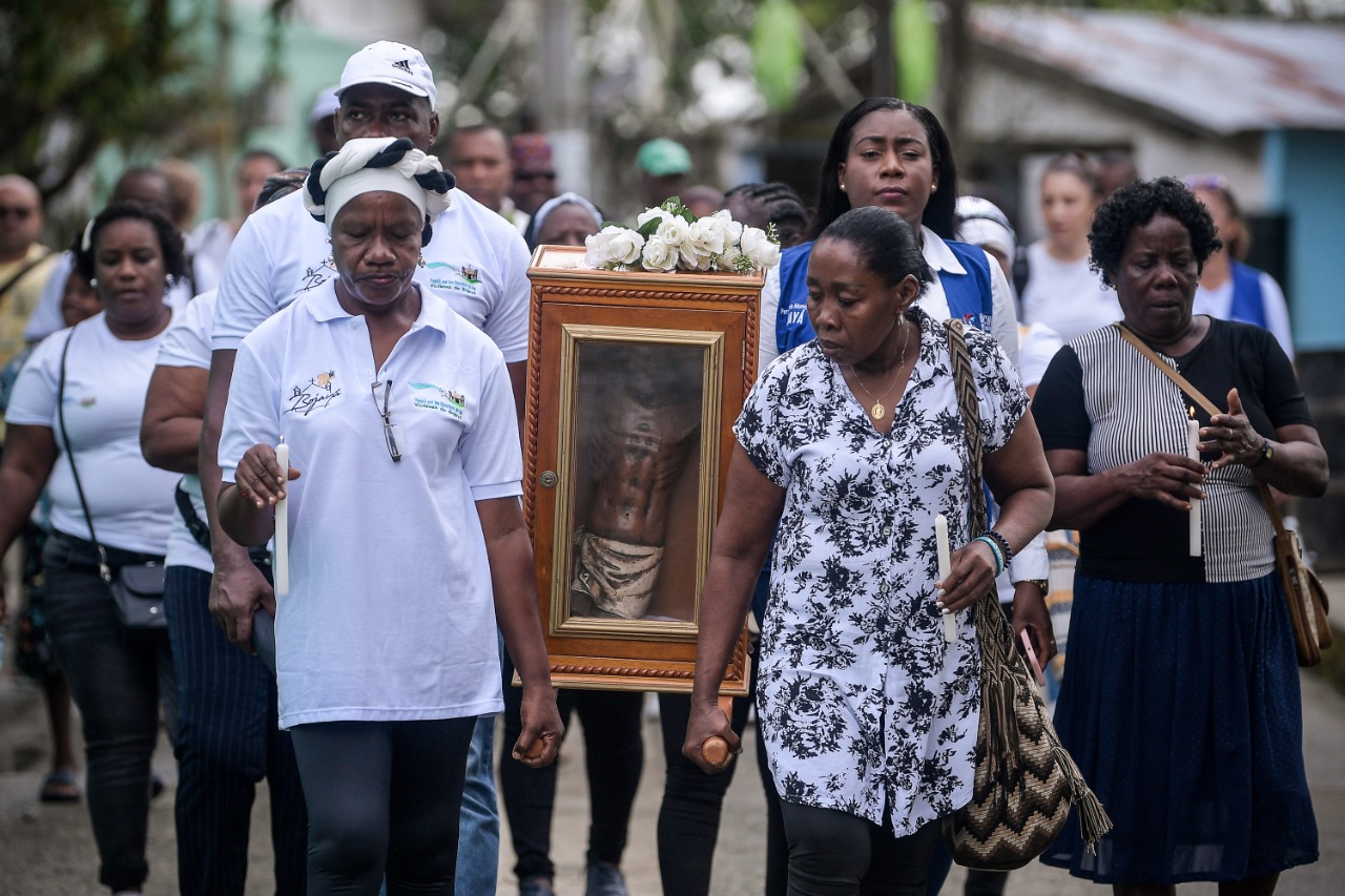 En el marco de la conmemoración por la masacre también se llevó a cabo una peregrinación con las víctimas de este hecho.