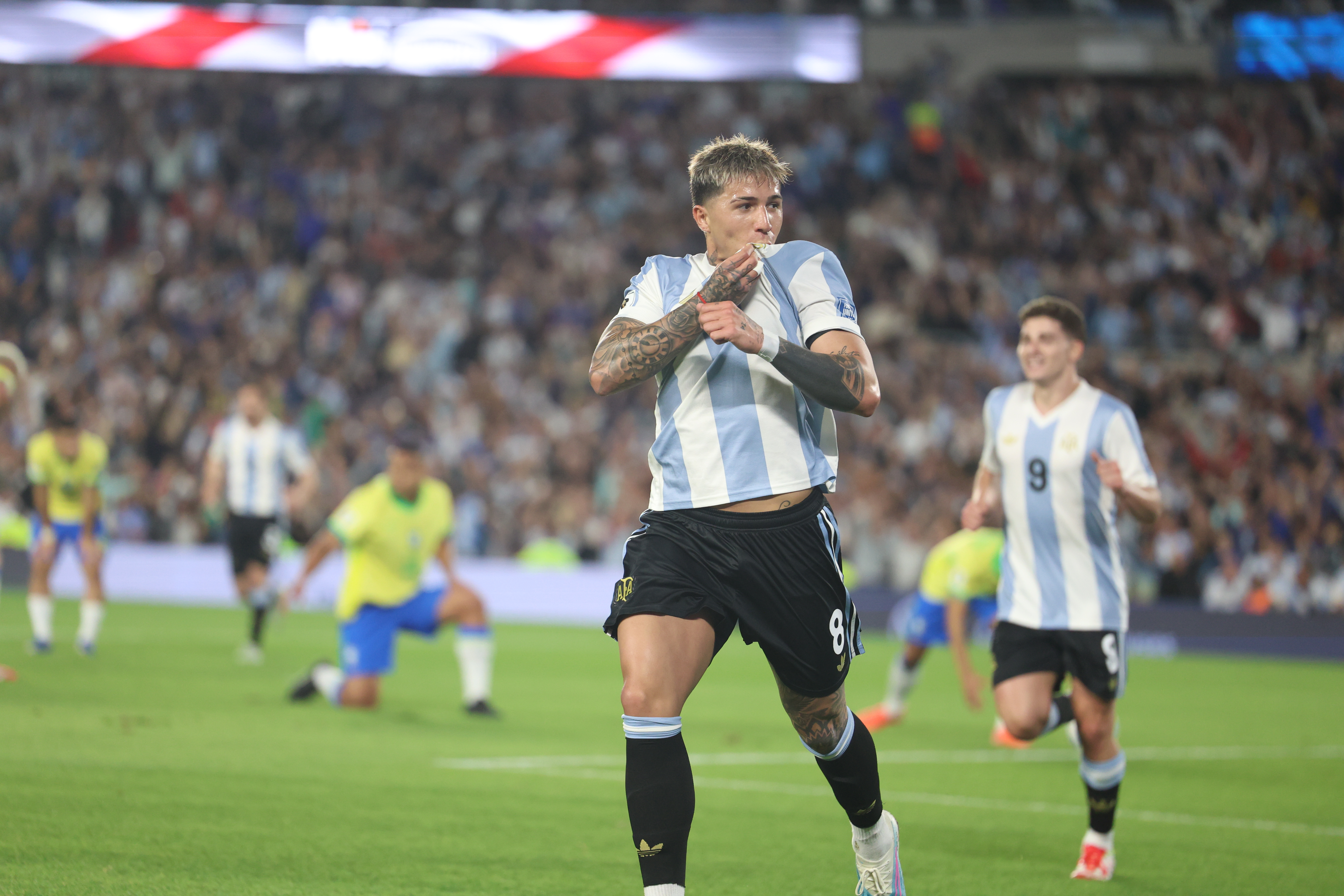 ¡Paliza histórica! Argentina goleó 4-1 a Brasil en las eliminatorias sudamericanas