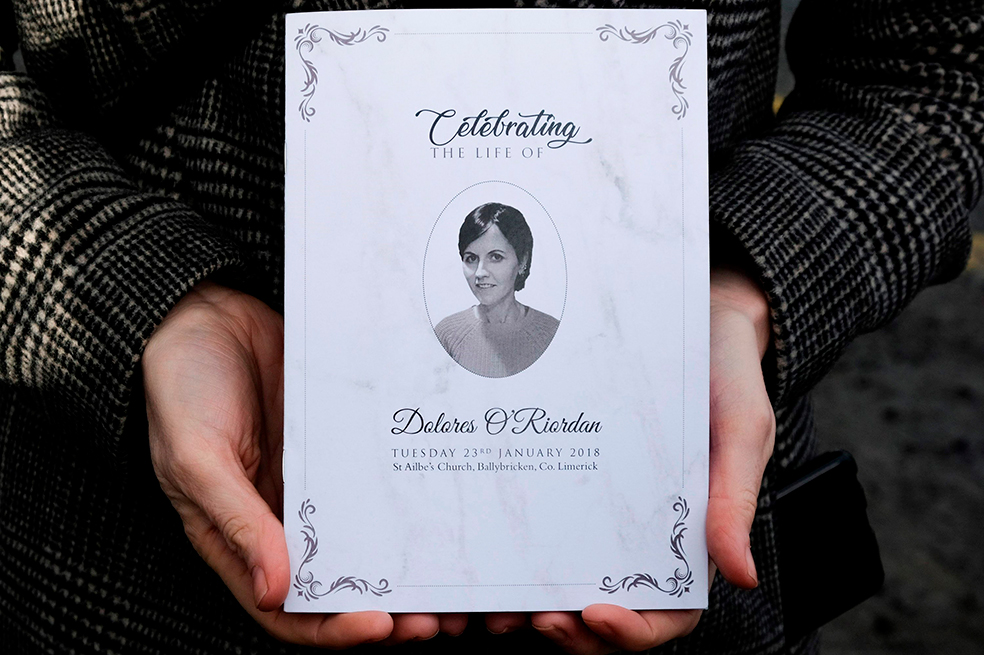 Funeral de Dolores O’Riordan se celebró en Irlanda