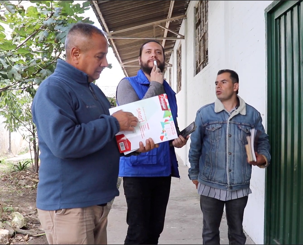 Personas privadas de la libertad están recibiendo clases de inglés, para preparar su reintegración a la sociedad y el mundo laboral.