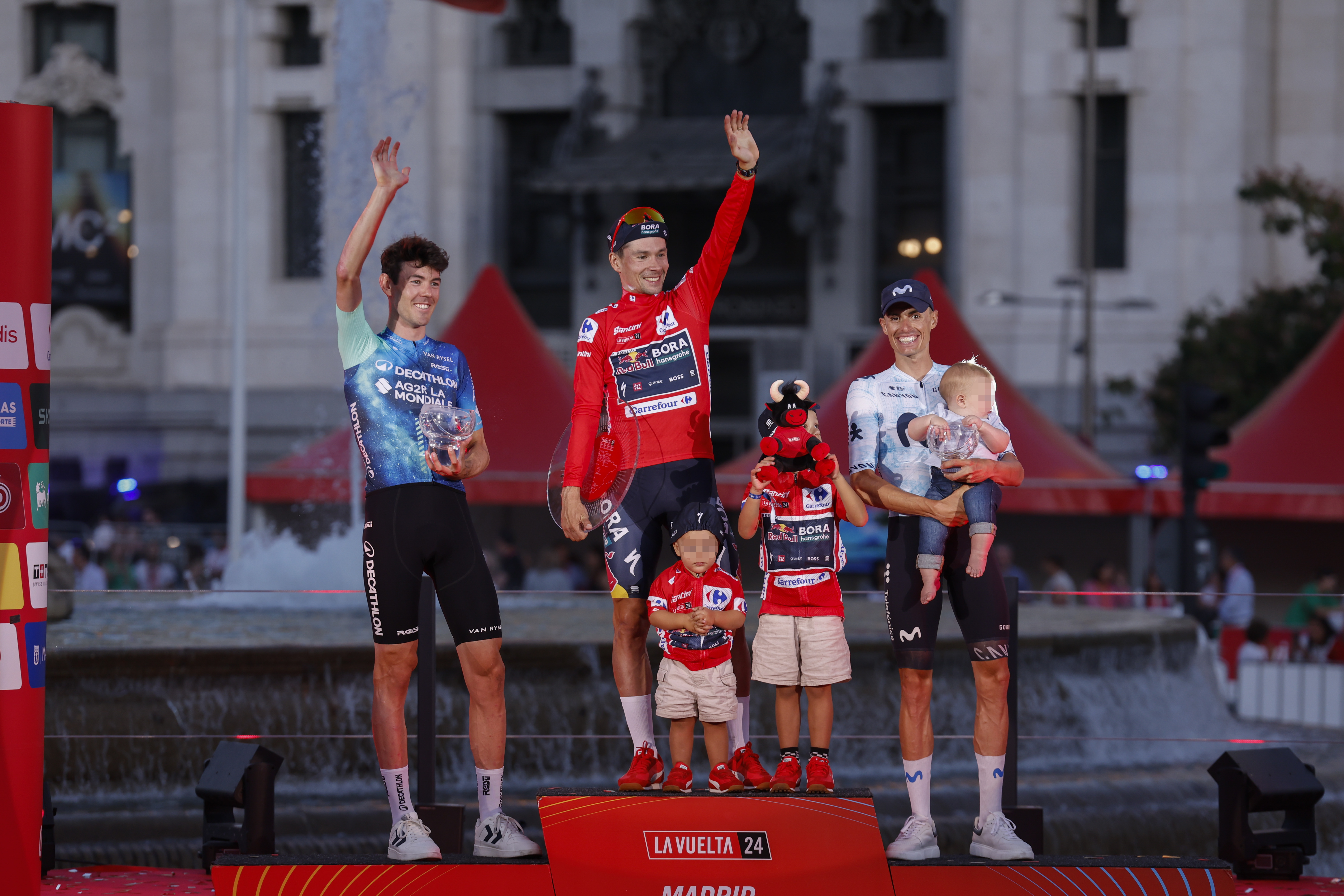 A Rueda en vivo: dominio esloveno en el ciclismo y ¿crisis colombiana?