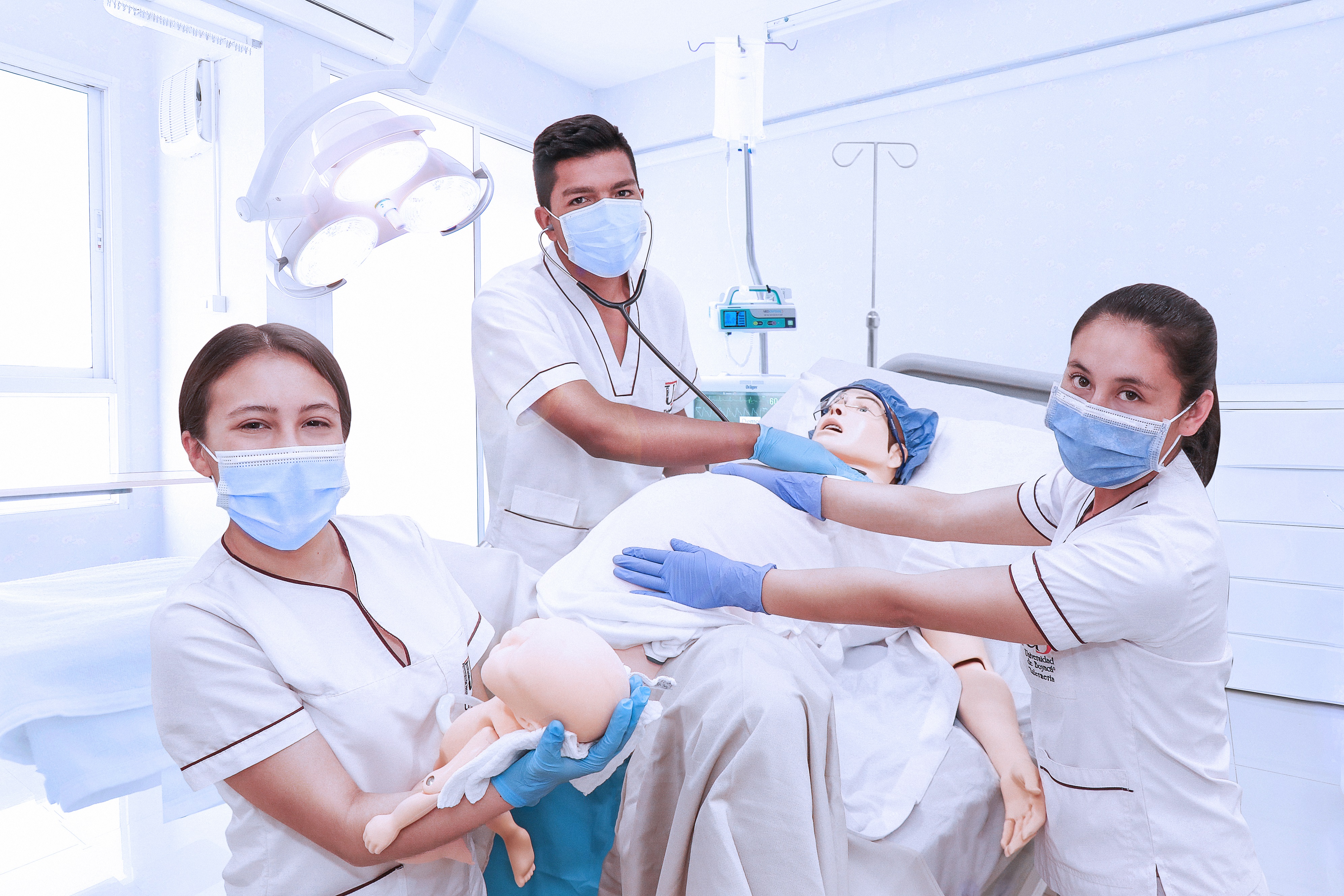 En la Universidad de Boyacá se destacan los esfuerzos desplegados por parte de la Institución para fortalecer la labor pedagógica y didáctica de los docentes.