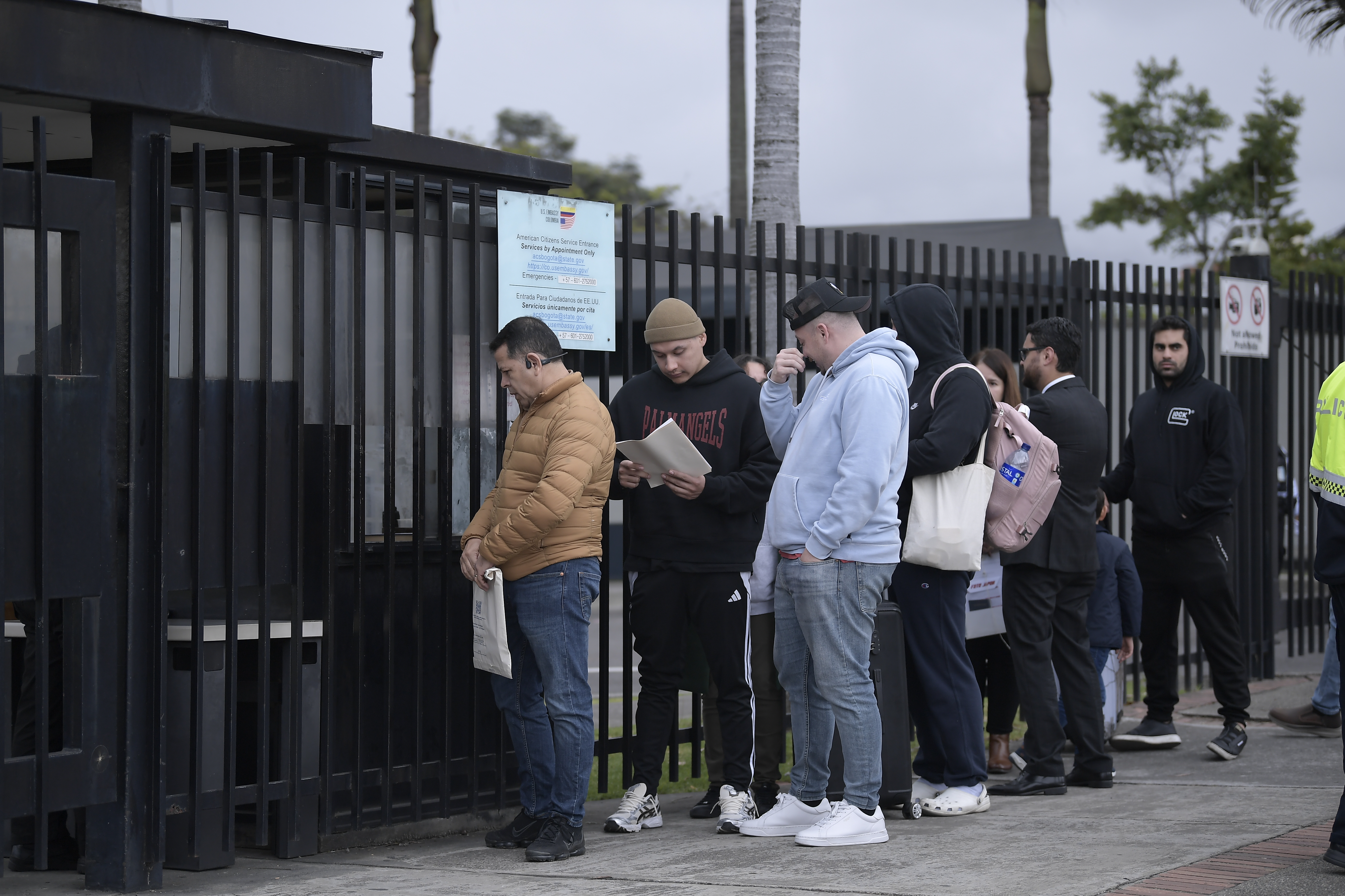 Economía de EE. UU. perderá miles de millones ante caída de turismo extranjero