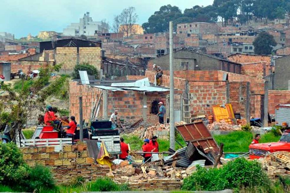Aprueban adición presupuestal por $17 mil millones para reubicación de familias