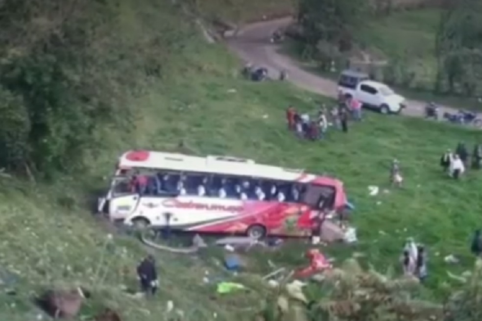 Accidente en vía Popayán Pitalito deja 4 muertos y 18 heridos