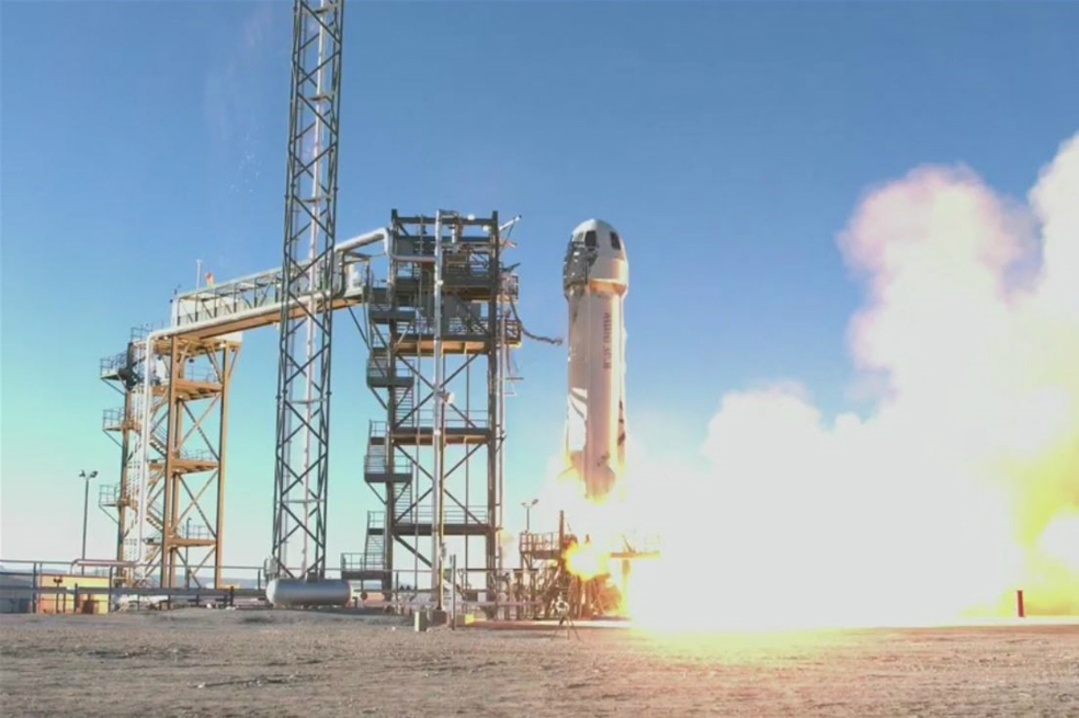 El cohete de turismo espacial de Blue Origin entra en el espacio