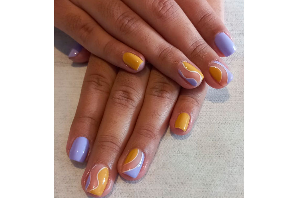 5 uñas decoradas de moda para lucir este mes de mayo