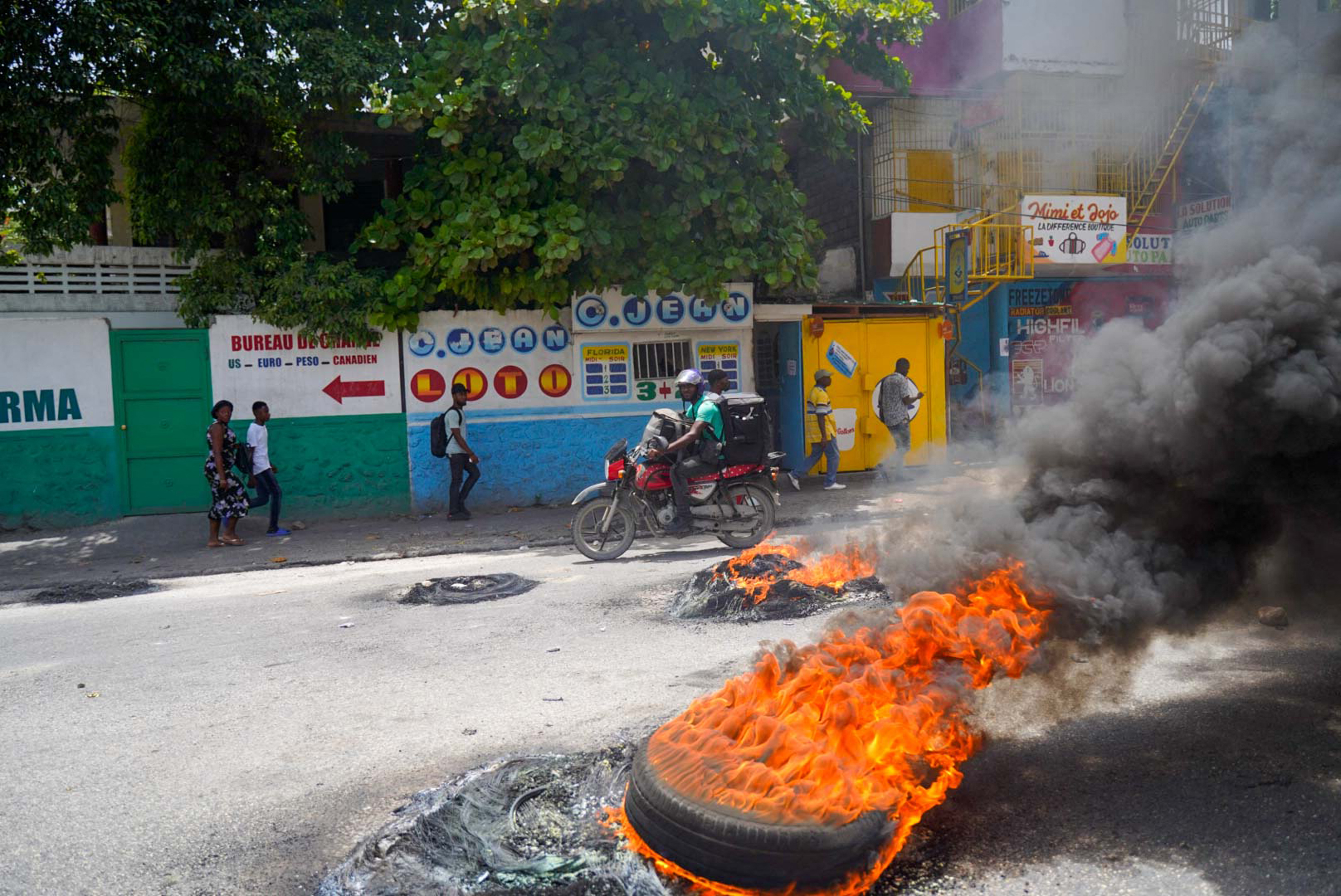 La violencia y la escasez se toman un barrio de Puerto Príncipe, capital de Haití