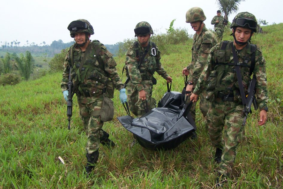 Recuperan cadáveres de 6 guerrilleros tras bombardeo en Nariño