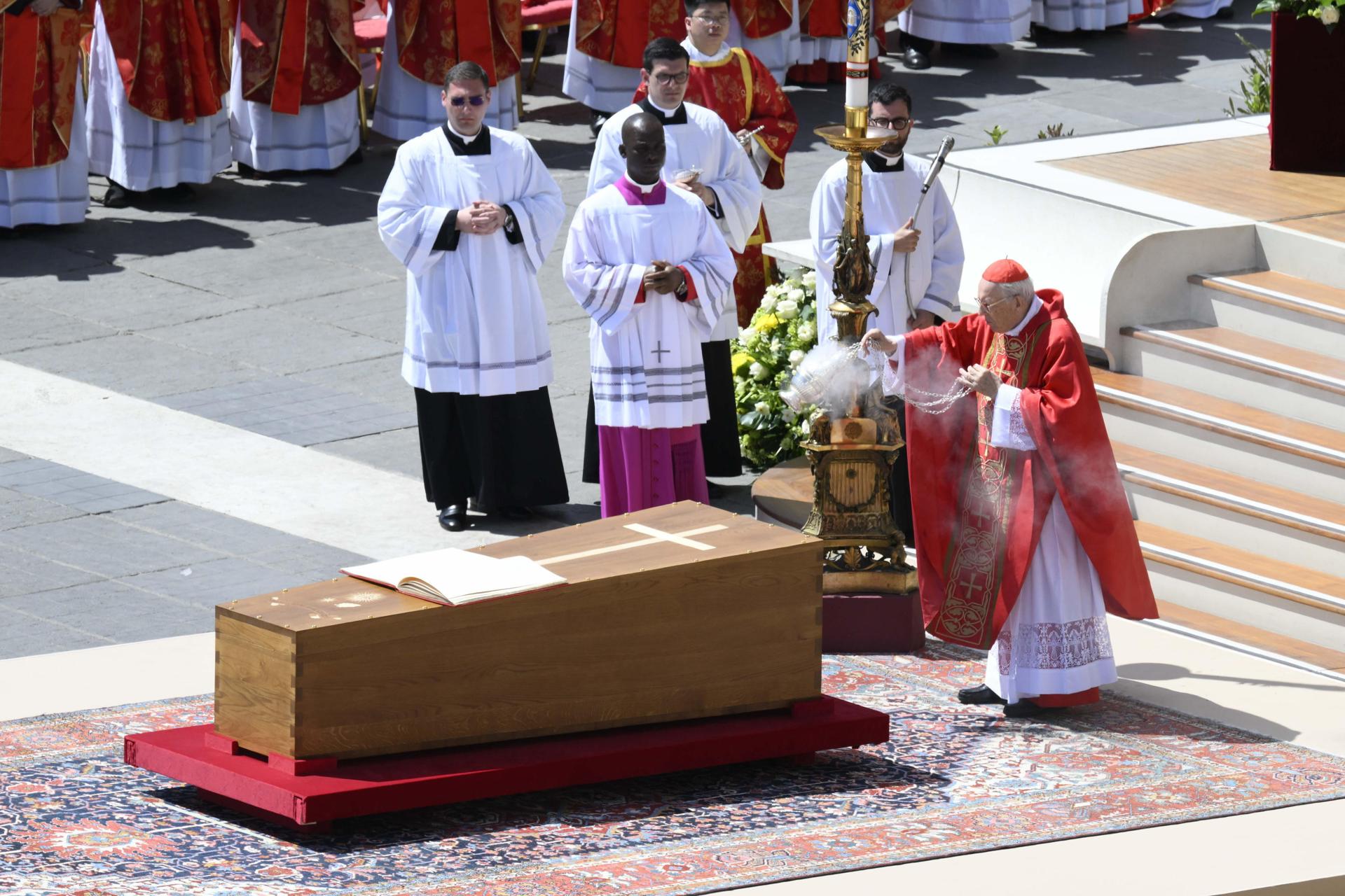 Unas 200.000 personas en el funeral del papa Francisco en el Vaticano