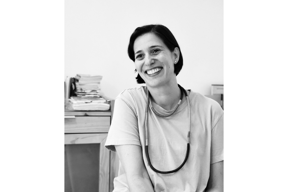 “Hilos de palabras”: la obra poética de Pilar Gutiérrez