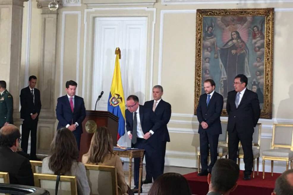 Sergio Martínez es el nuevo comisionado de comunicaciones de la CRC