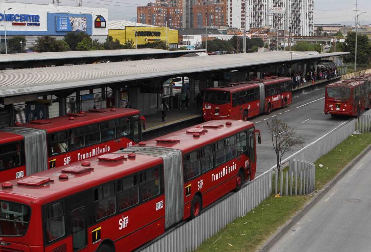 Transmilenio aún no se ha pronunciado por la situación vivida por la joven.