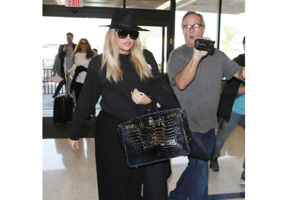 Khloé Kardashian da a luz a una niña